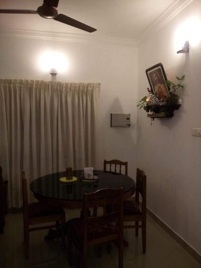 Nathans Holiday Home Kochi Ngoại thất bức ảnh